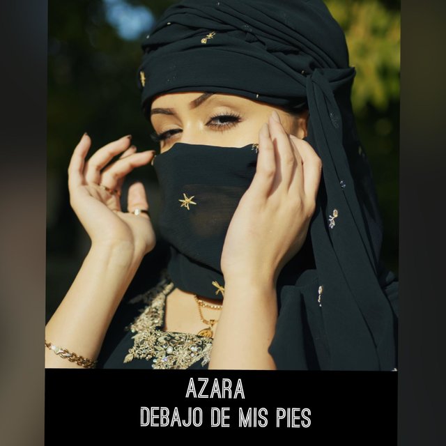 DEBAJO DE MIS PIES