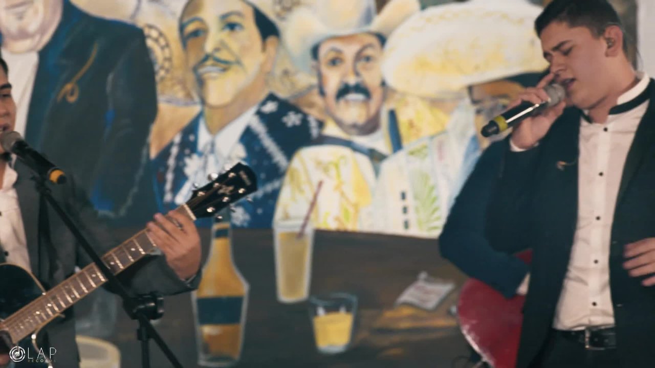 Ebrio De Amor (En Vivo)