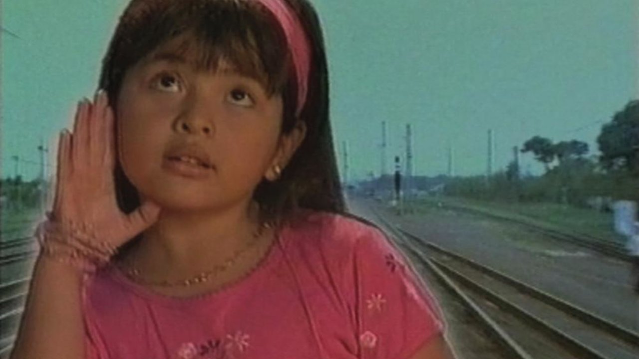 Di Stasiun / Kereta Apiku (video clip)