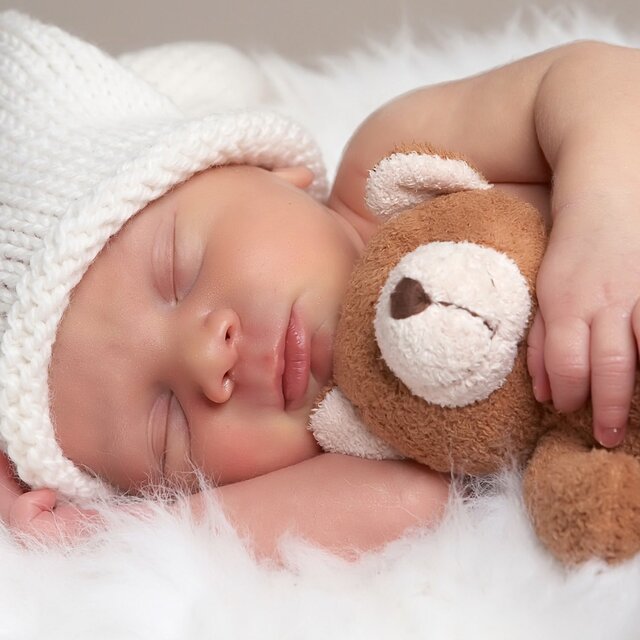 Slumber Melodies: Calming Music for Baby Rest