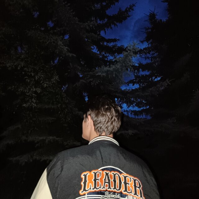 По ресторанам