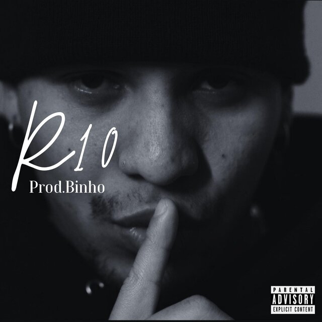 R10
