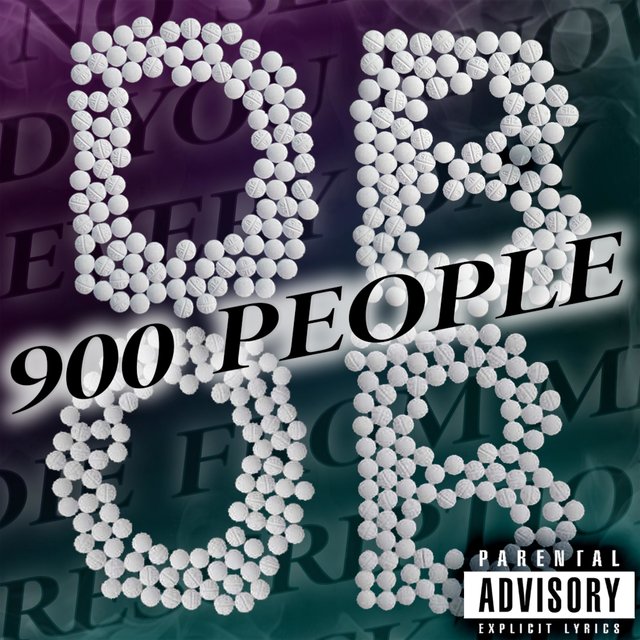 900 People