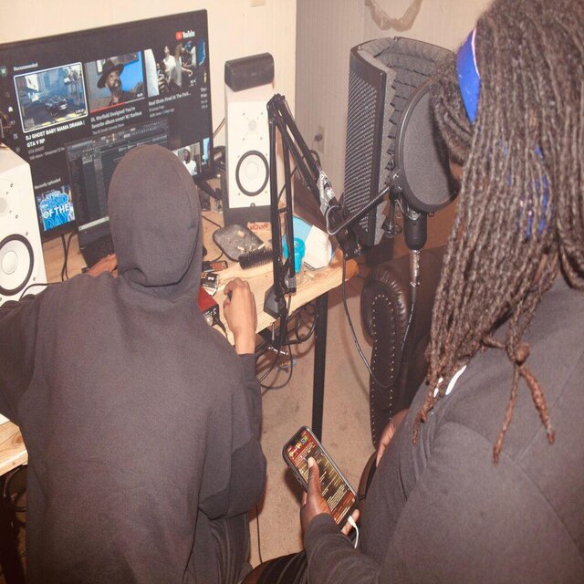 STEADY WORKIN