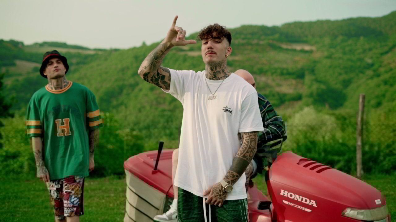 ERRE EMME (feat. Suburbio, Wave DB & Pa Pa) (Official Video)