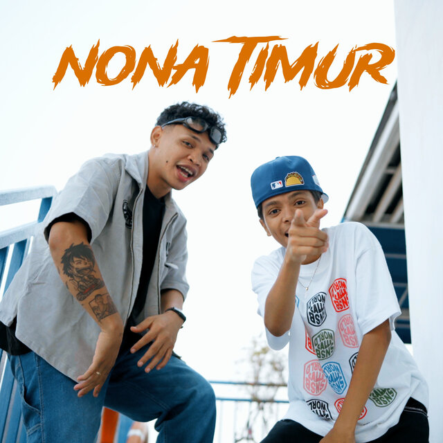 Nona Timur