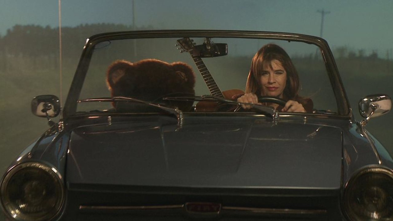Brillante Sobre el Mic (Official Video)