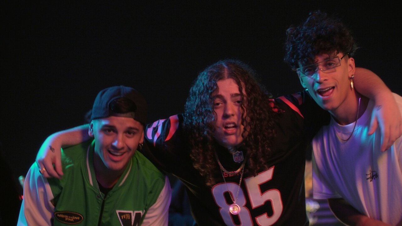 MERCHO (feat. Nico Valdi) (Official Video)