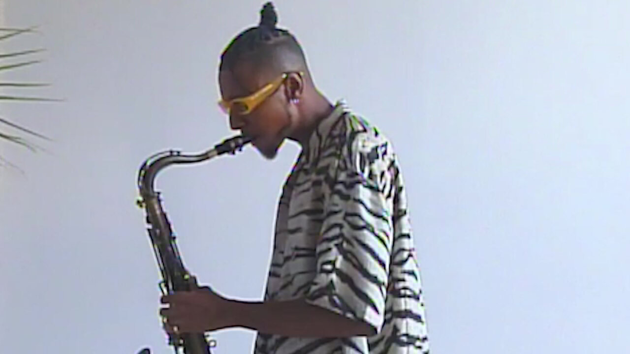 Sax Fifth Avenue (Lyric Video)