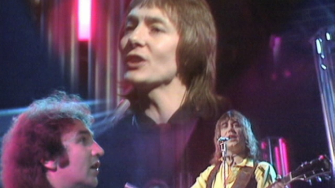 Take Good Care of My Baby (BBC Top of the Pops 24.04.1988)