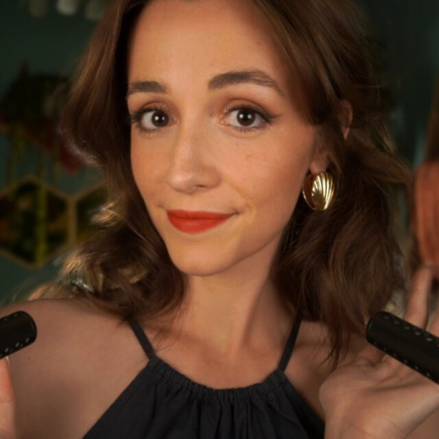 ASMR - New Mic Test (Tapping, Brushing & Whispers)