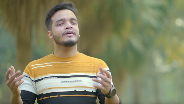 Valobashar Golpo