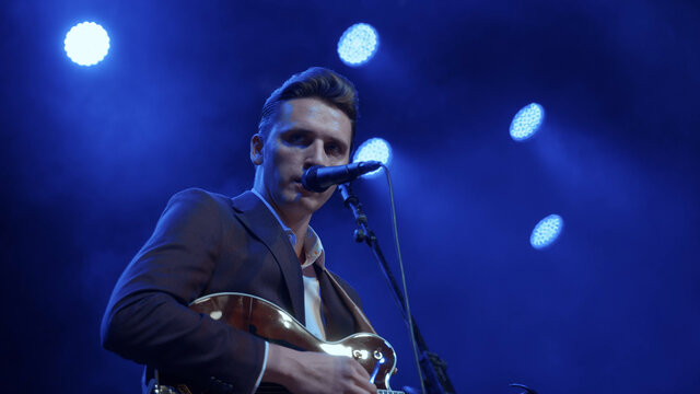 Drowning (Live At The Ryman)
