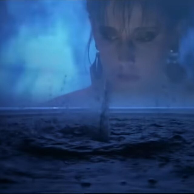 継​続​性​と​秩​序​が​な​い (No continuity and order)