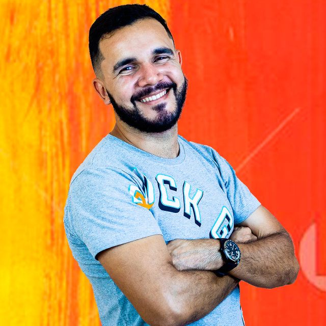 Esdras Amorim