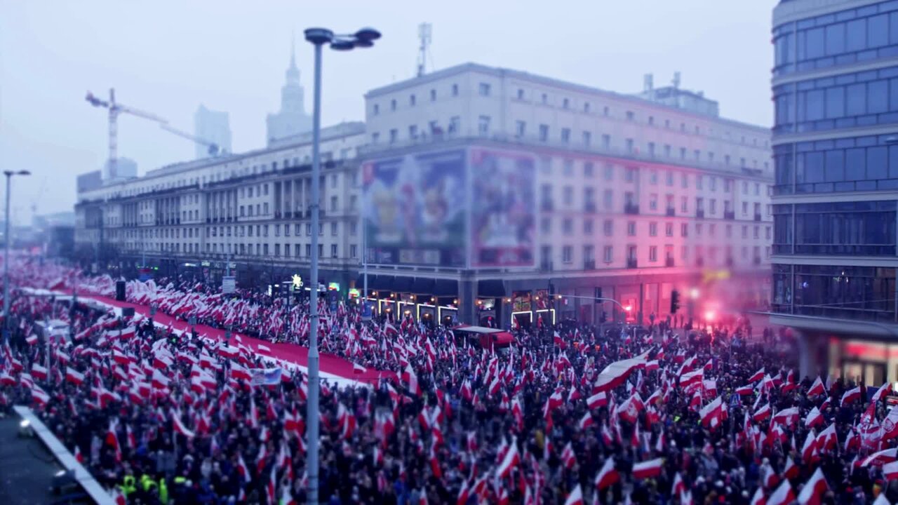 Pod Ciemnym Niebem