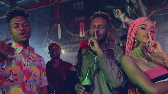 Macala (feat. Kwesta, Thabsie & Sfeesoh)