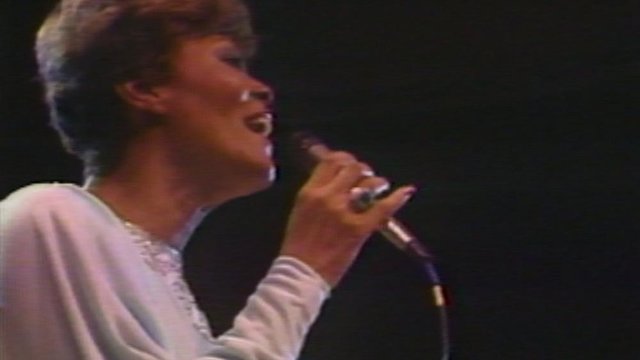 I'll Never Love This Way Again (Live @ The Front Row Theatre)