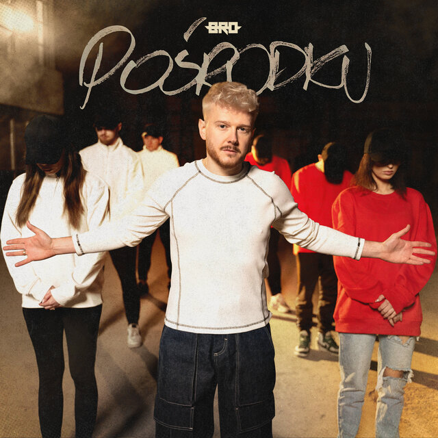 Pośrodku