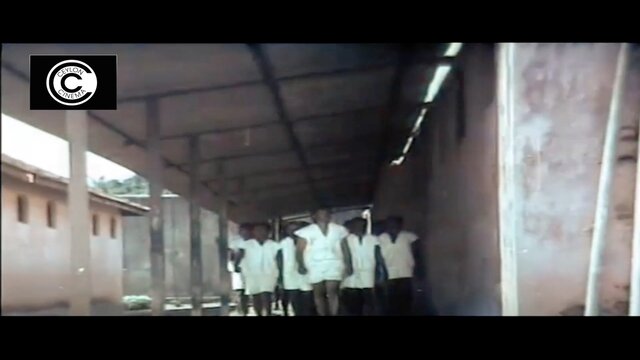 Ipadi Lowe Nawathan Pale - Mamai Raja Film