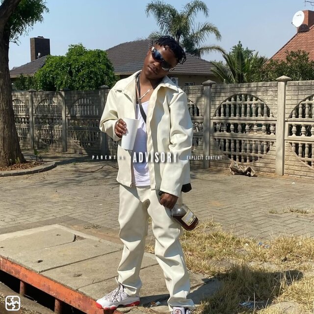 MVDMVN ACTIVITIE$ (feat. Yet the Flyest)