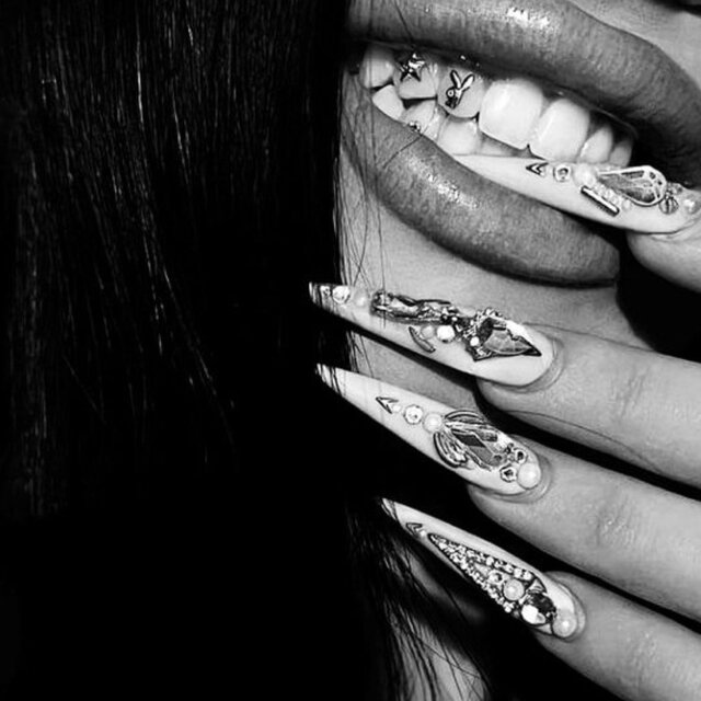 Demonia