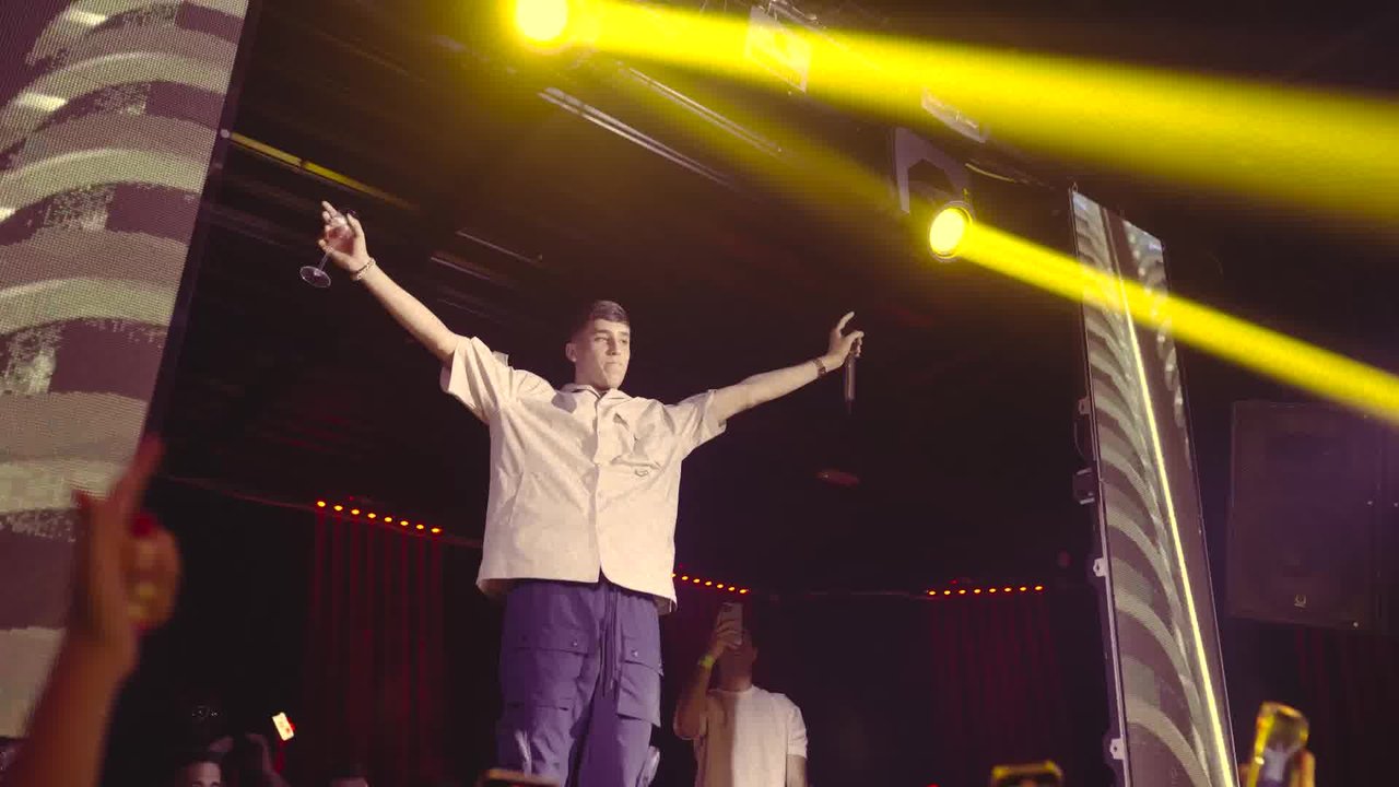 Se Enamoró de un Reggaetonero