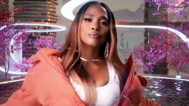 HOLLA (Official Music Video)