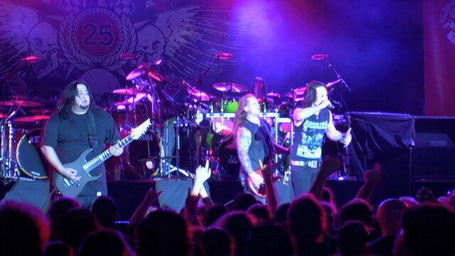 Replica (Live at the Nokia Theatre, New York, NY, 12/15/2005)