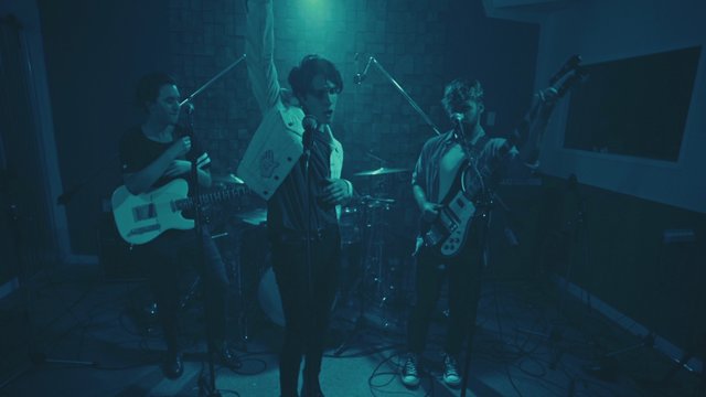 Shallow Water (Live Off The Floor)