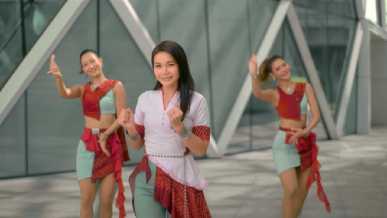 ผู้สาวซิ่นมัดหมี่ (feat. หนามเตย ไทดอลมิวสิค)