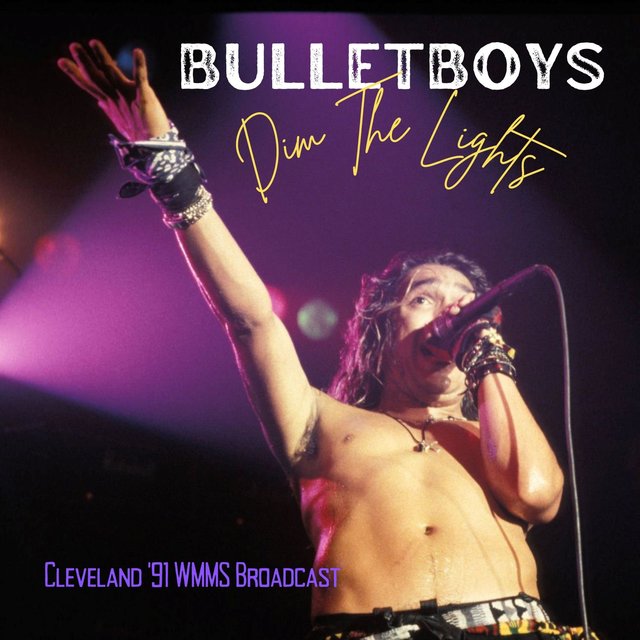Dim The Lights (Live Cleveland '91)