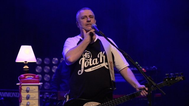 Doutores da Lei (feat. André Freitas & Orquestra Musitá) (Ao Vivo)