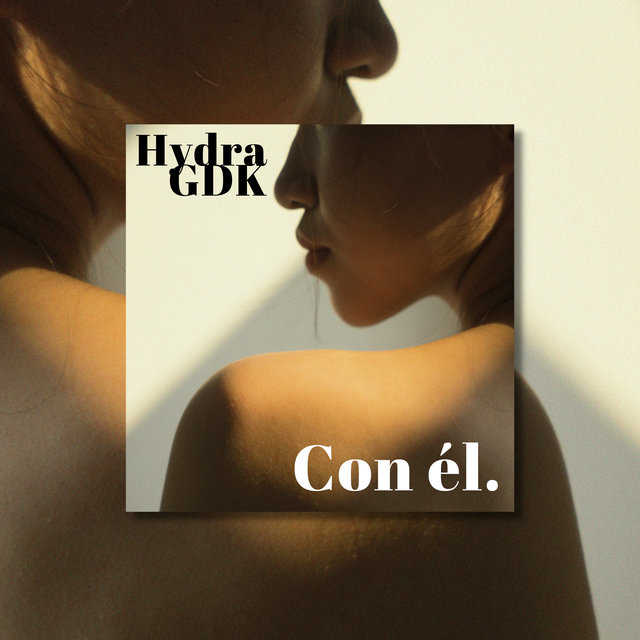 Con Él