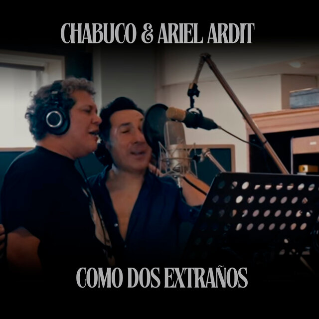 Cómo Dos Extraños