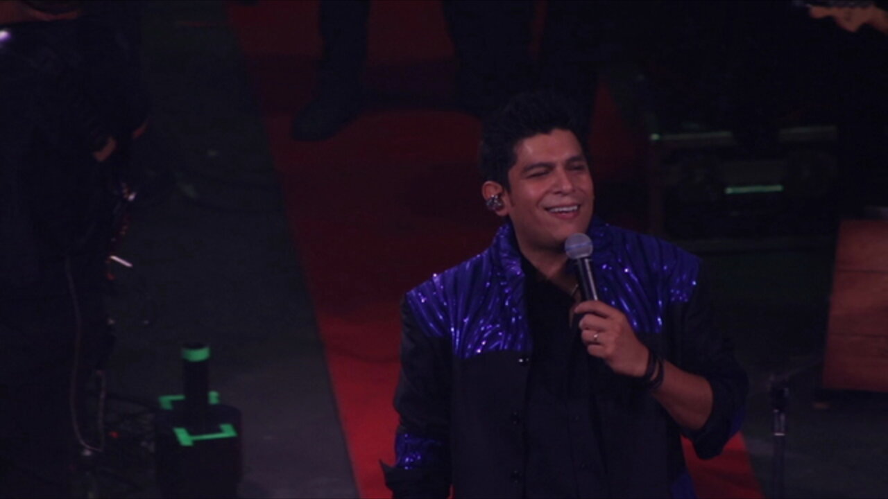 Tristes Recuerdos (en vivo desde el Domo Care)