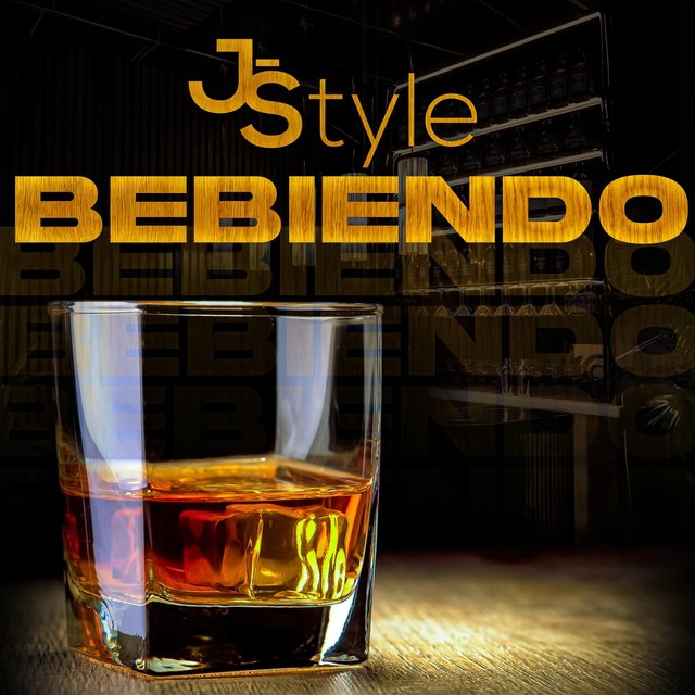 Bebiendo