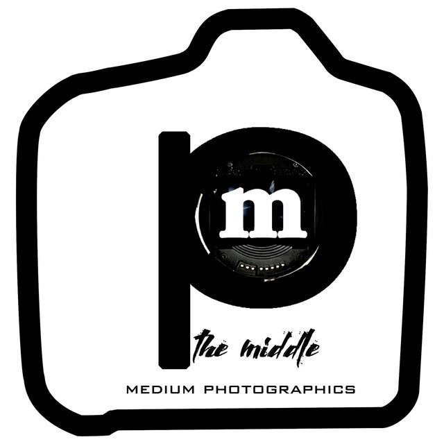 Cover art for album Medium the Middle by Russell Wonnenberg