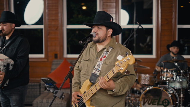 Chale (En Vivo)