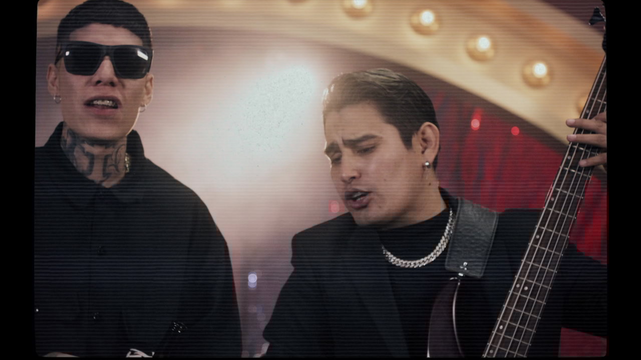 En La Nube by Los Lara on TIDAL