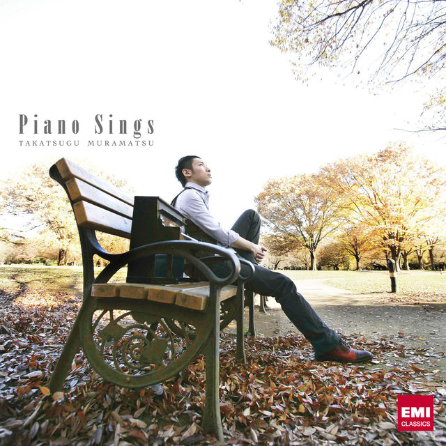 Piano sings