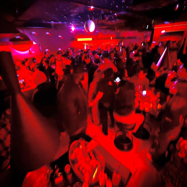 CLUBZZZ