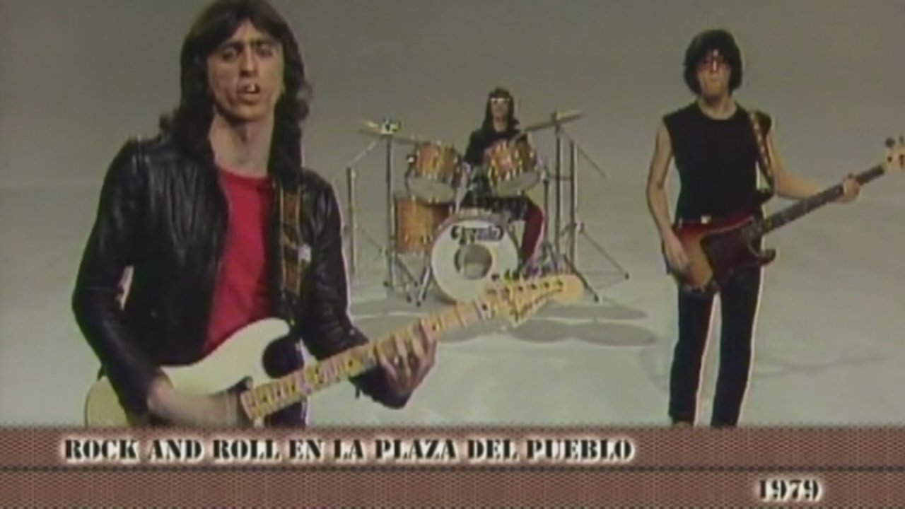 Rock And Roll En La Plaza Del Pueblo