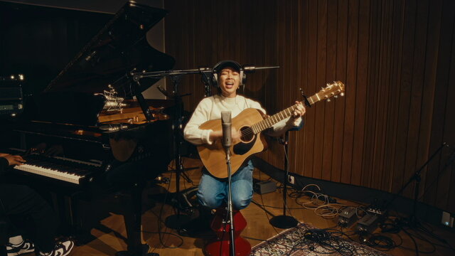 last night's mascara (stripped back version) [Performance Video]