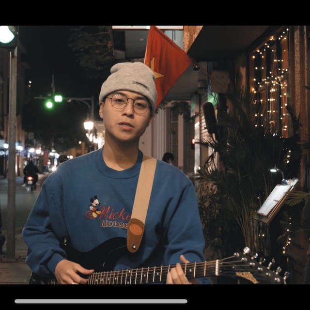 Christmas Dreaming (feat. Matthew May)