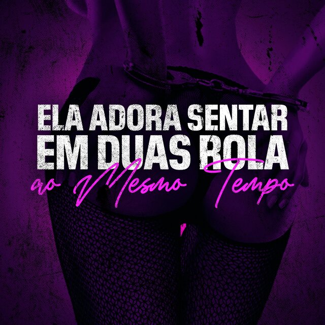 Ela Adora Sentar Em Duas Rola Ao Mesmo Tempo
