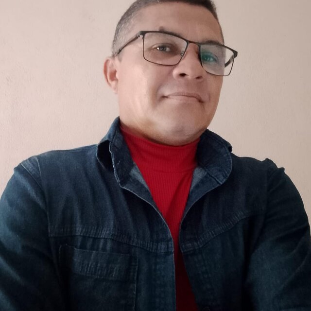 Cai De Paraquedas