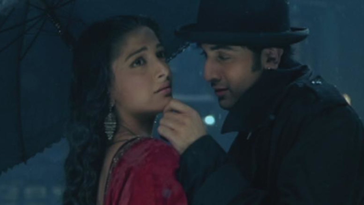 Jaan-E-Jaan (Full Song Video)