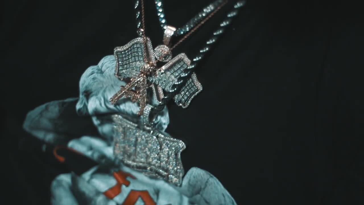 Look Me In My Eyes (Official Video)