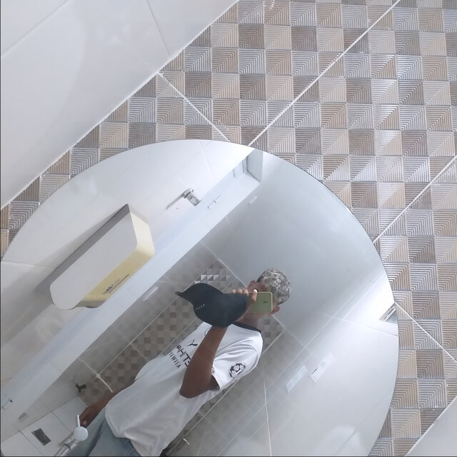 Trancado no Quarto